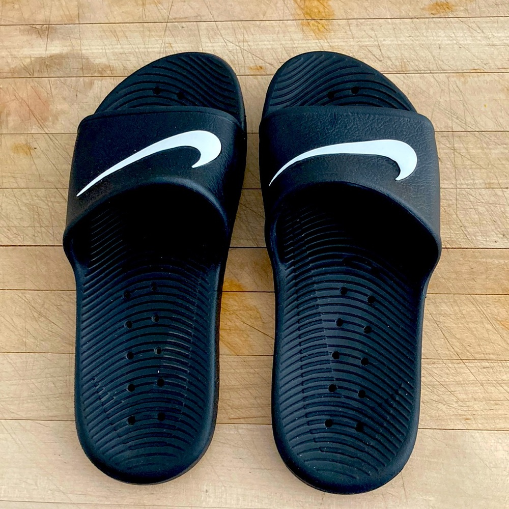 Nike Kawa Shower Slides